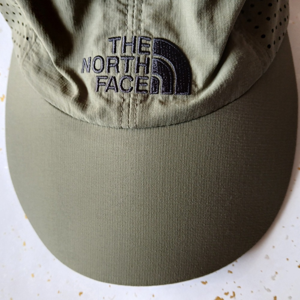 North Face Nylon Hat Green Adjustable Strap Back Lightweight Hiking Outdoors S-M